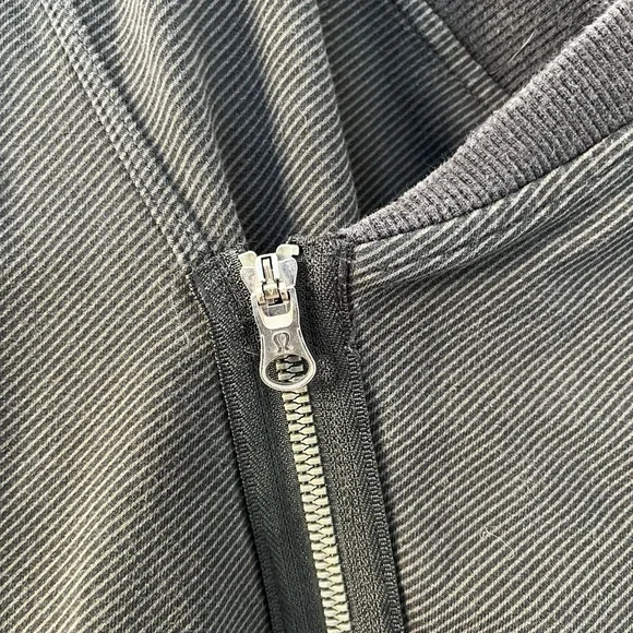 Lululemon Mula Bundle Wrap Black Jacket Yoga Wear Light Coat Cardigan size 8 - Picture 10 of 16